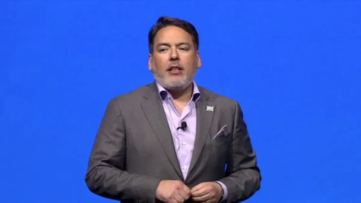 Shawn Layden diz que Sony não tem concorrência no mercado de consoles
