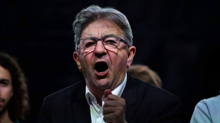 Candidato à presidência da França critica decisão da Sony e afirma que fim da mídia física ameaça direitos dos consumidores