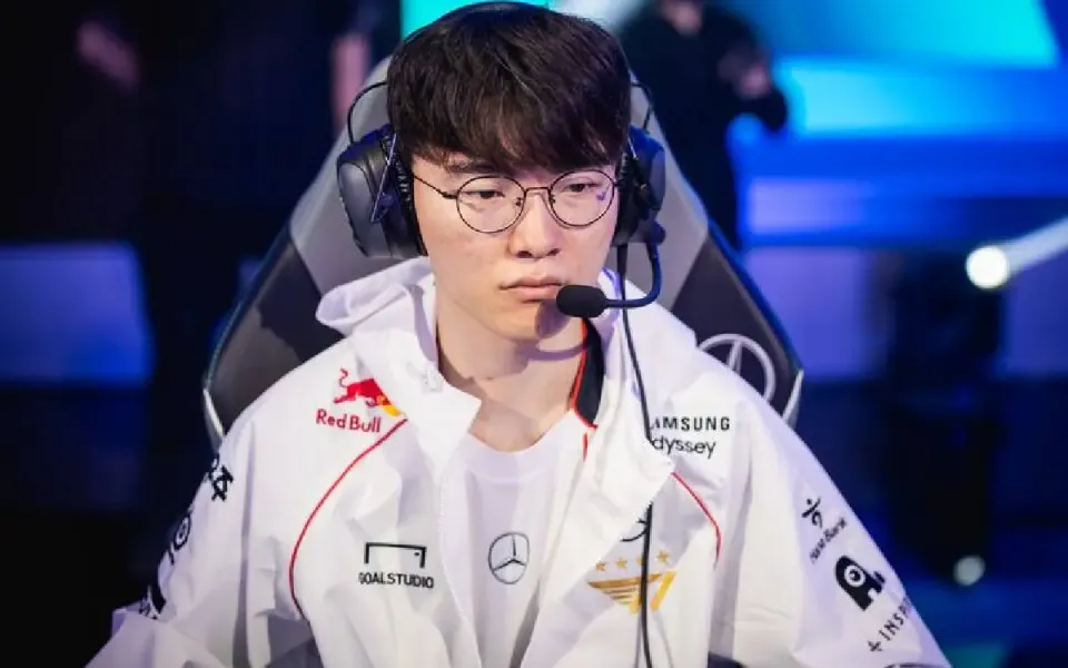 Faker revela que não conhece a história de League of Legends, apesar de ser o maior jogador do mundo